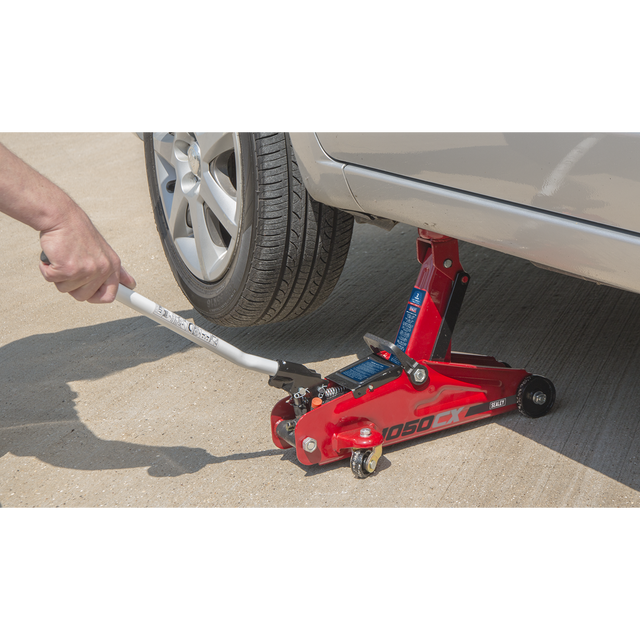 Trolley Jack 2 Tonne Short Chassis - 1050CX - Farming Parts