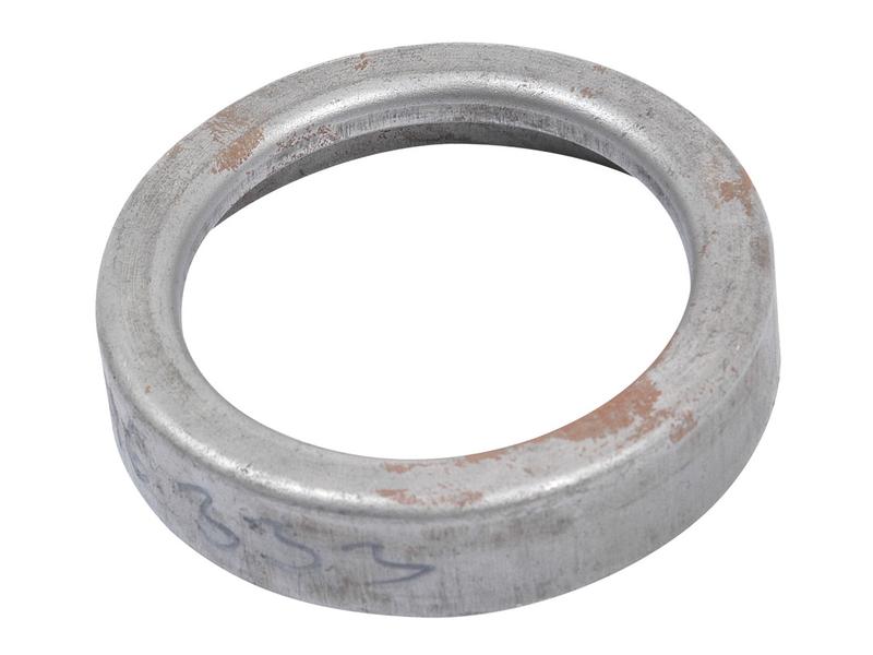 Dust Cover for Massey Ferguson 2WD Axle Spindle Seals | S.16333
