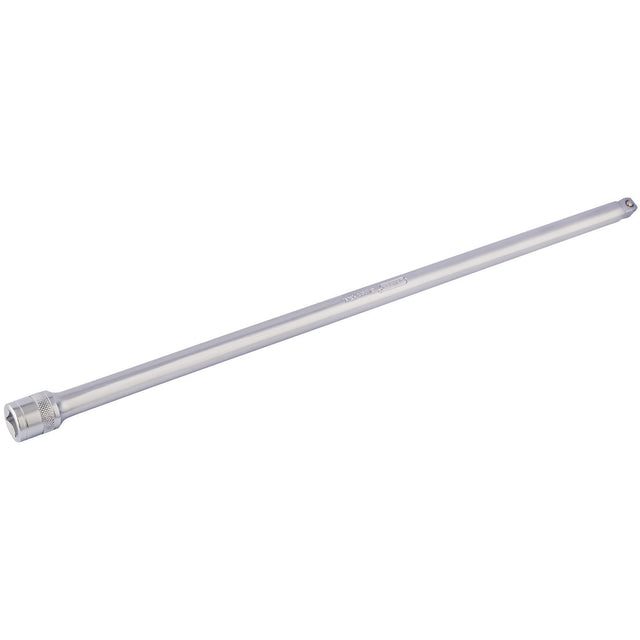 A long, cylindrical metal rod crafted from Expert Quality chrome vanadium steel, featuring a threaded connector on one end and a small hole near the opposite wobble end.
Rewritten Sentence:
The Draper Satin Chrome Wobble Extension Bar, 1/2" Sq. Dr., 500mm - H-WEXT/MS, is a long, cylindrical metal rod made from Expert Quality chrome vanadium steel with a threaded connector on one end and a small hole near the opposite wobble end.