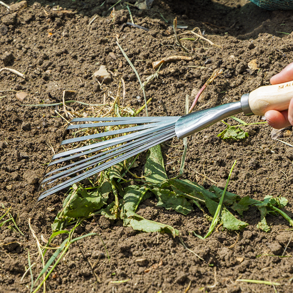 Premier Leaf Hand Rake with Ash Handle & Stainless Steel Tines - SE-GTWH001