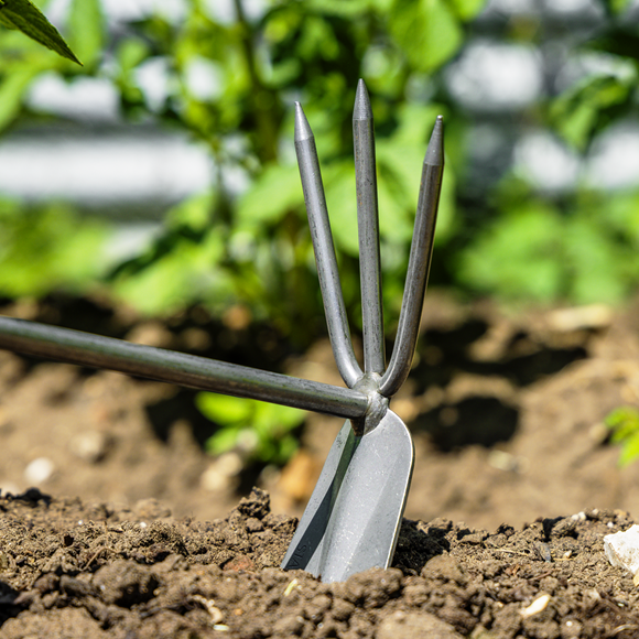 Premier 2-in-1 Hoe and Cultivator with Ash Handle & Stainless Steel Tines/Blade - SE-GTWH002