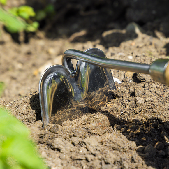 Premier Mini Hoe with Ash Handle & Stainless Steel Blade - SE-GTWH019