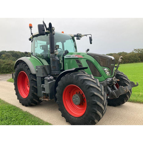 Fendt 500/700 Series SCR/S4 LED Work Light Kit Complete – 14 Lights