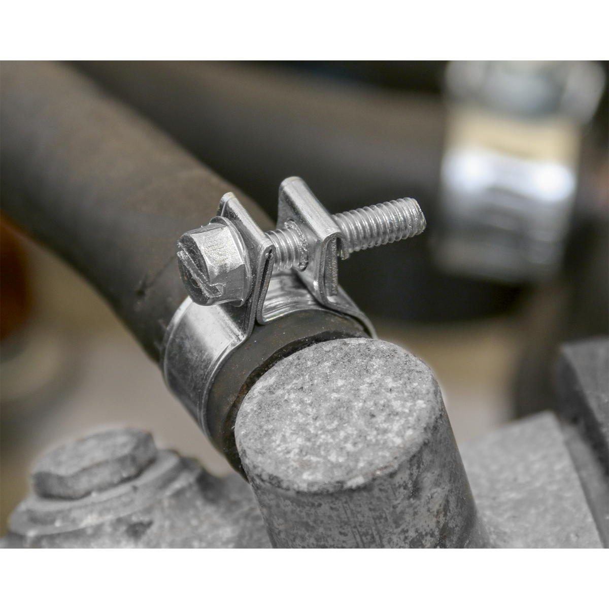 Mini Hose Clip Ø16-18mm Pack of 20 - MHC1618 - Farming Parts