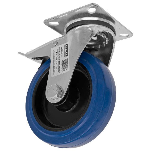 The Sealey Heavy-Duty Blue Elastic Rubber Swivel Castor Wheel with Total Lock Ø125mm - Trade (SCW3125SPLEM) features a solid metal mounting plate and is designed for enhanced load capacity.