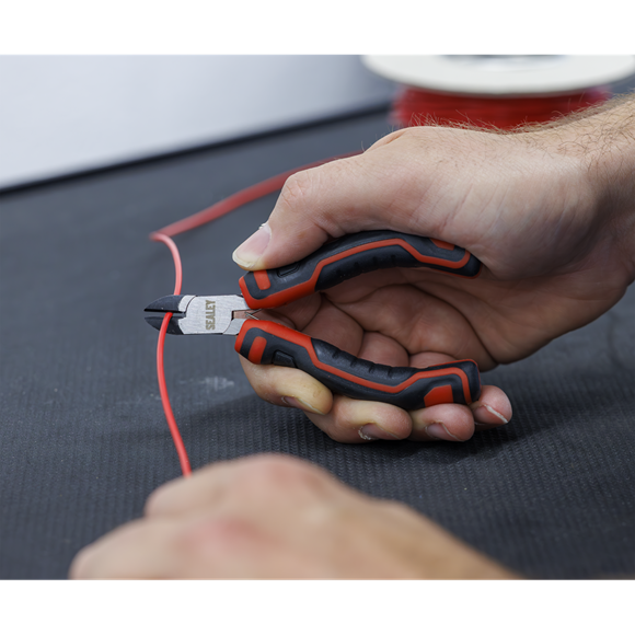 Premier Precision Screwdriver & Mini Pliers Set with Tool Tray 17pc - SE-TBT67