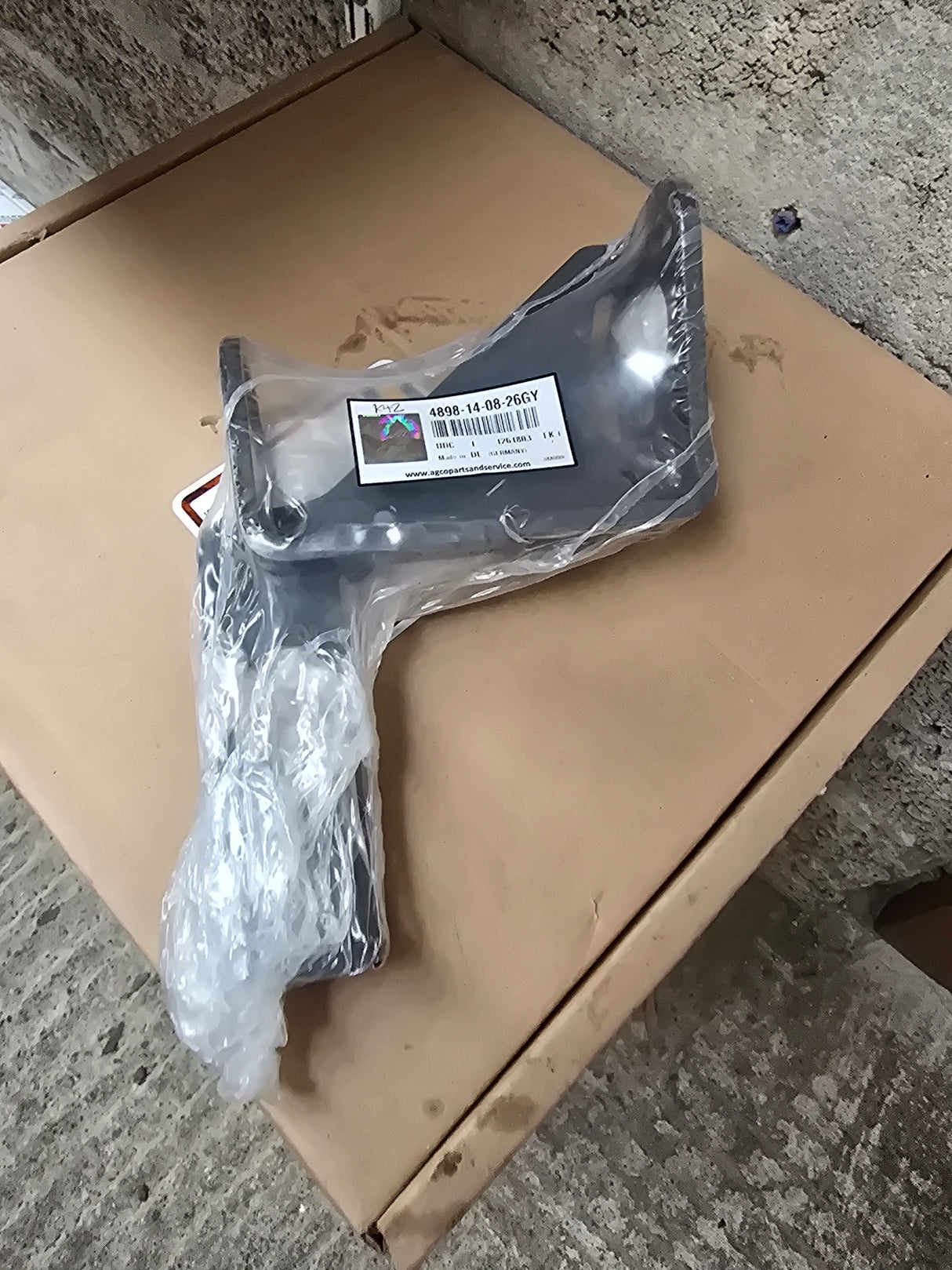 *STOCK CLEARANCE* - AGCO Sensor Mount 4898-14-08-26Gy | OEM Mounting Bracket