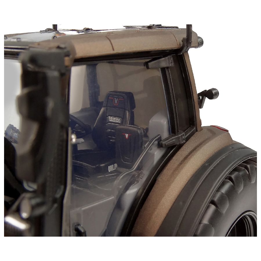 Valtra Q305 Jubileum Brown 1:32 Scale Model – 75th Anniversary Limited Edition – V42803640