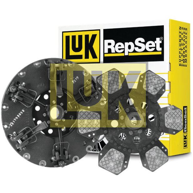 A Sparex Clutch Kit without Bearings - S.156513, showcasing several clutch components neatly arranged in front of the branded box, with detailed specifications on cover size and cover type.