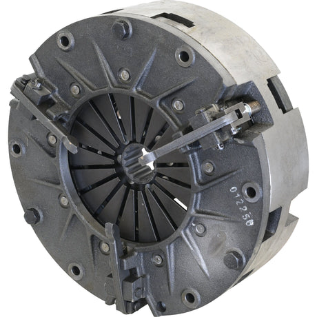 Close-up of a metallic automotive clutch assembly featuring a detailed arrangement of pressure plates, tension springs, and a central splined hub with the Sparex Clutch Cover Assembly - S.61932.