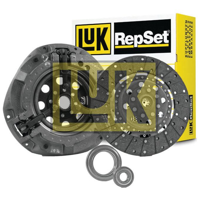 The Sparex Clutch Kit with Bearings - S.146900 features a dual cover, pressure plate, organic disc material friction disc, release bearing, and pilot bearing, shown with its yellow and white branded packaging box in the background.