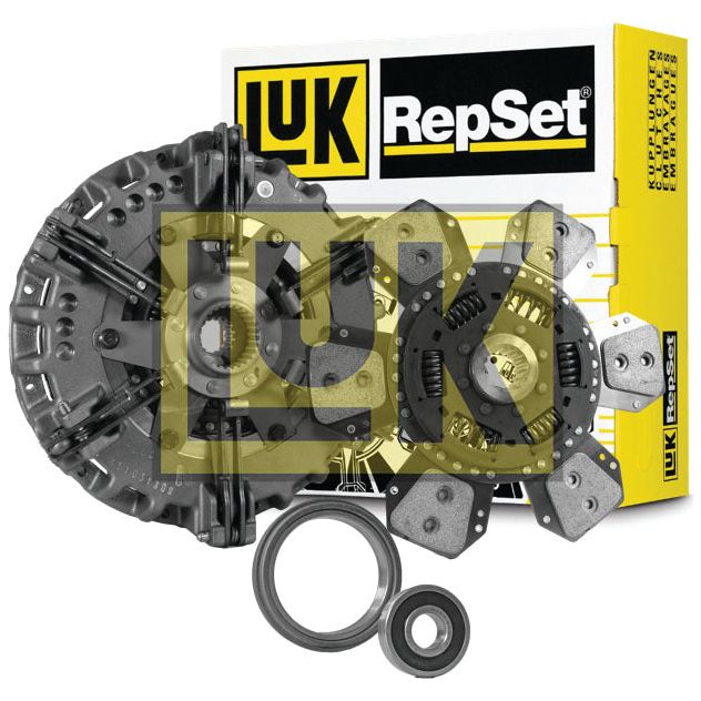 Sparex Clutch Kit with Bearings - S.146912 includes a torsion sprung clutch disc, pressure plate, and release bearing, displayed in front of the product box.