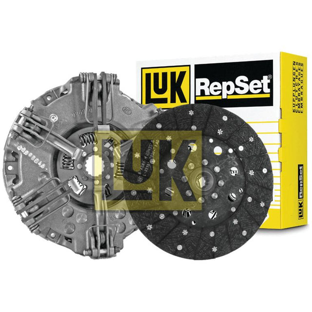 A mechanical clutch kit featuring a pressure plate and an organic friction disc is shown alongside a yellow and white Sparex branded box, labeled as Clutch Kit without Bearings - S.146583.