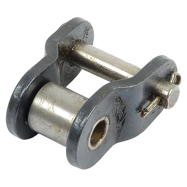 Close-up of a Sparex Cranked Link, Simplex, 16B-1 (Sparex Part No.S.27513) featuring a pin and two side plates.
