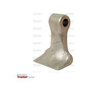 Hammer Flail, Top width: 40mm, Bottom width: 85mm, Hole⌀: 16.5mm, Radius 100mm - Replacement for Agrimaster, Agram, Desvoys, Maschio, Sicma
 - S.72257 - Massey Tractor Parts