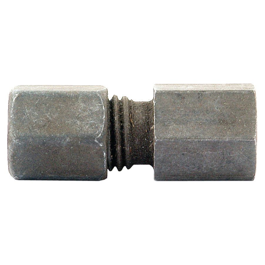 The Hydraulic Metal Pipe Female Stud Coupling G.A.V. 6L - 1/8''BSP (Sparex Part No. S.34150) is a metallic hexagonal nut with a central, narrower threaded section, ideal for various industrial applications. This coupling is compatible with Parker Hannifin standards and is available through Sparex.
