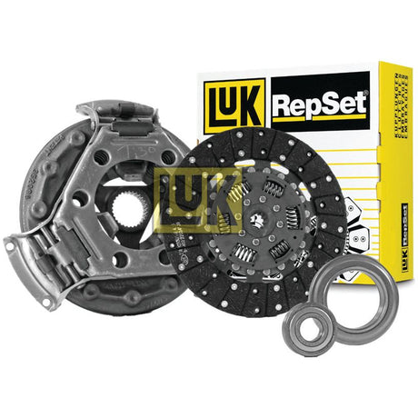 A Sparex Clutch Kit with Bearings - S.146671, which includes a pressure plate, torsion sprung clutch disc, and release bearing, is shown next to its packaging box.