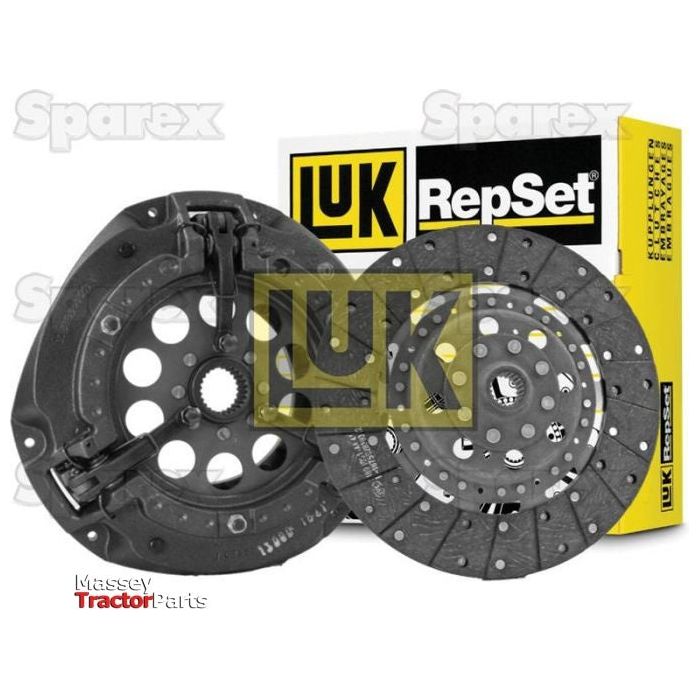 Image of a Sparex Clutch Kit without Bearings - S.146822, featuring a pressure plate and organic loose disc, with a yellow and black branded box in the background. The Massey Tractor Parts logo appears in the bottom left corner.