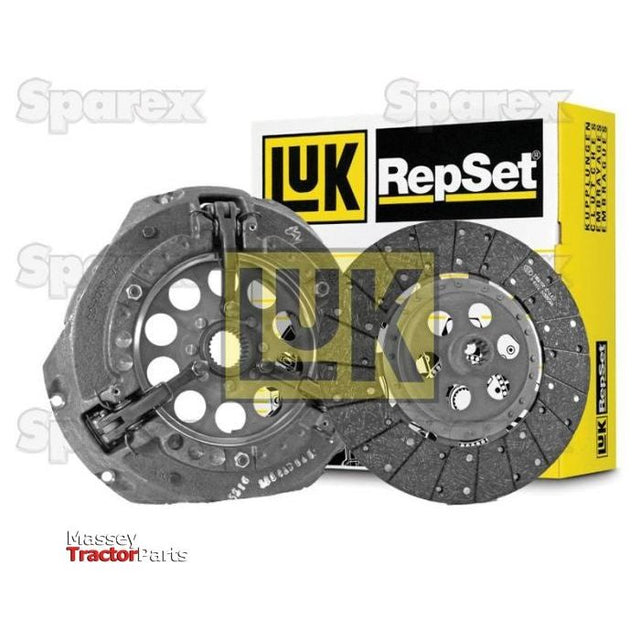A Sparex Clutch Kit without Bearings - S.147104, including various clutch components and a flywheel type single cover, with the Sparex packaging box in the background. The image shows the Massey Tractor Parts logo in the corner.