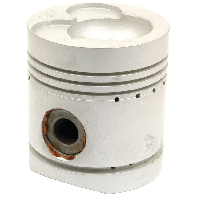 Close-up of a Sparex Piston (Standard) - S.22421 with visible wear and rust around the piston pin hole. The piston features several grooves, a recessed top, and a Bore Ø 92.00mm.