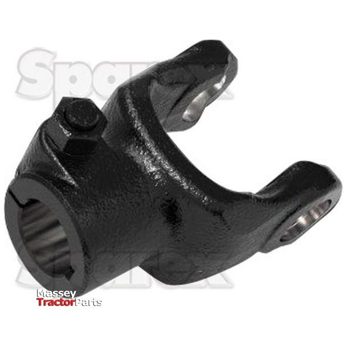 A black PTO Yoke with an interfering clamp bolt, featuring a U-shaped design and internal spline, is positioned against a white background. It showcases Universal Joint Dimensions of 30.2 x 92mm. Watermark text includes "Sparex" and "Massey Tractor Parts". This part is identified as Sparex Part No.S.6152.