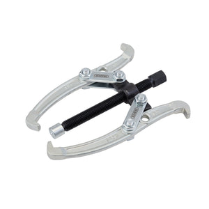 The Draper Twin Leg Reversible Puller, model N130A, with a 120mm reach and a 150mm spread, is crafted from durable carbon steel and features adjustable arms along with a central screw for efficient external and internal pulling.