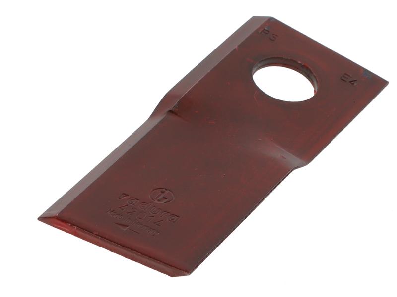 Schumacher Mower Blade - Twisted blade, bottom edge sharp & parallel - 115x47x4mm - Hole Ø19mm - RH - Replacement for Claas, Samasz, Saphir | S.12010610 - Product Image 1
