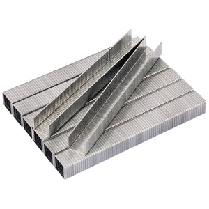 A stack of Draper Heavy Duty Steel Staples, 10mm (Pack Of 1000) - 1010HD arranged in a neat and organized manner on a white background.