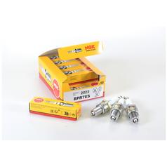 NGK Spark Plug BPR7ES Durable Ignition for Petrol Engines | S.174128