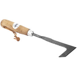 The Draper Carbon Steel Heavy Duty Hand Patio Weeder With Ash Handle - A3098/I is a hand tool featuring a lacquered ash handle and an epoxy-coated carbon steel blade in an L-shaped design, ideal for weeding or soil cultivation. The handle also includes a looped string for convenient hanging.