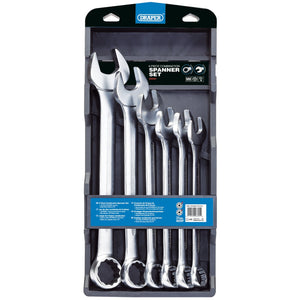 The Draper Hi-Torq® Metric Combination Spanner Set (6 Piece) - 8235/6/MM features six spanners of different sizes, made from durable chrome vanadium steel. They're neatly organized in a gray plastic holder labeled "Draper HI-TORQ Spanner Set" and comply with DIN3113 Specifications.