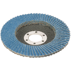 The Draper Zirconium Oxide Flap Disc, 125mm, 80 Grit - APT149 features radial overlapping layers and is designed for grinding and finishing metals. It meets the BS EN 12413 specifications.