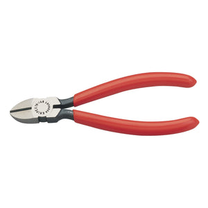 The Draper Knipex 70 01 140 SBE Diagonal Side Cutter, measuring 140mm, features red handles and vanadium electric steel jaws. Designed for cutting wires and small hardware, these cutters boast precise cutting edges and comply with DIN ISO 5749 standards for quality and durability.