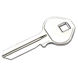 A shiny, uncut Draper Key Blank For 64162, 64163, 64166, 64173 And 67663 - Y8305/50 with a square hole in the head lies against a white background.