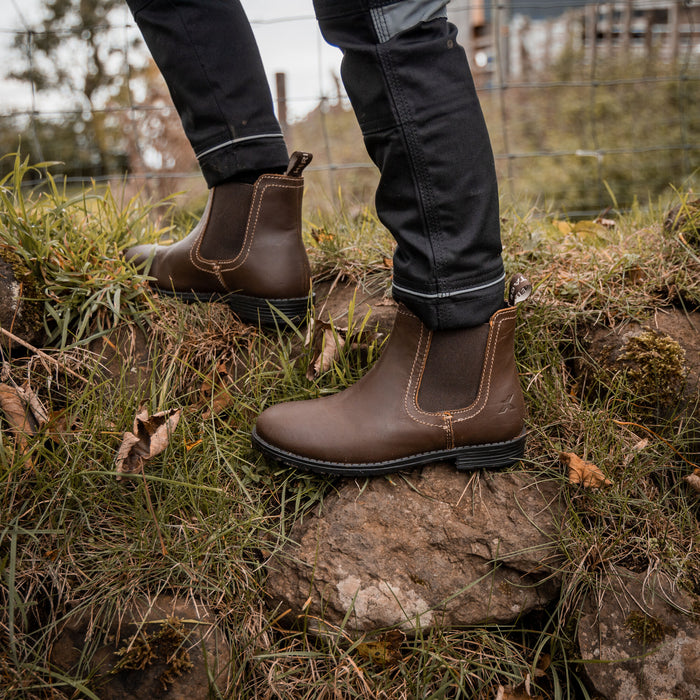 Xpert Heritage Farrier Junior Chelsea Boot – Durable & Stylish Kids’ Footwear | Rustic Brown