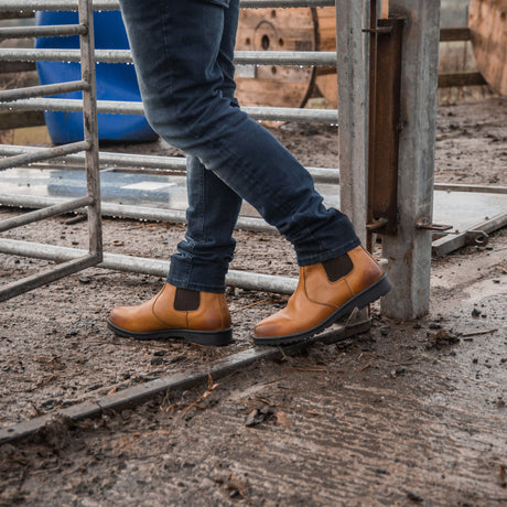 Xpert Heritage Saddler Dealer Boot Burnished Tan - Farming Parts