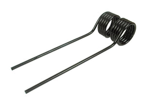 A Tedder haytine, black double torsion spring with two extended straight arms, 275mm in length, 75mm in width, and Ø5.9mm in diameter, compatible with Gustin and Primary OE Reference 627662 (Sparex Part Number: S.78941).