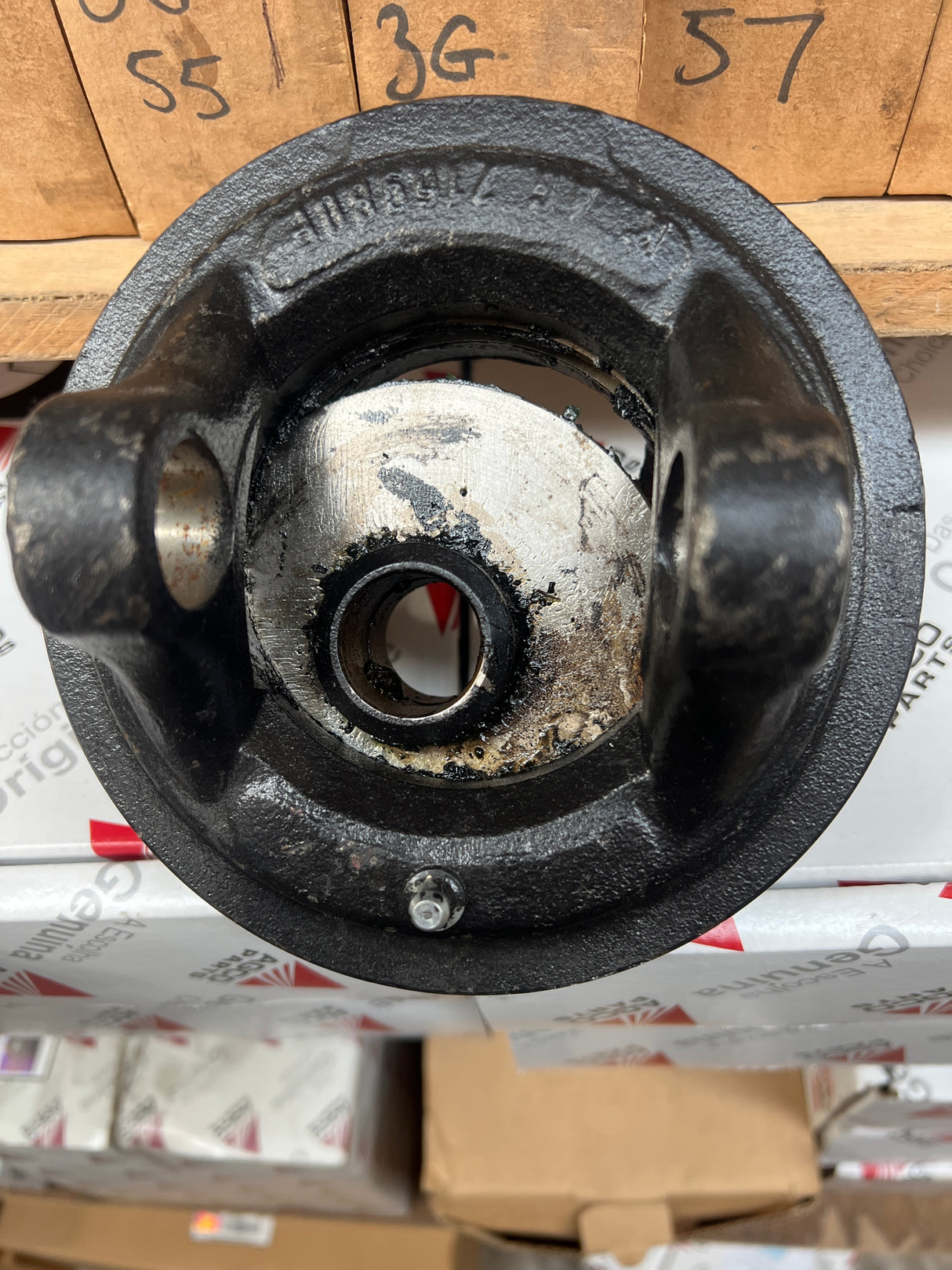 *SPECIAL PRICE* - PTO W/A CENTRE-2380 - S.115438