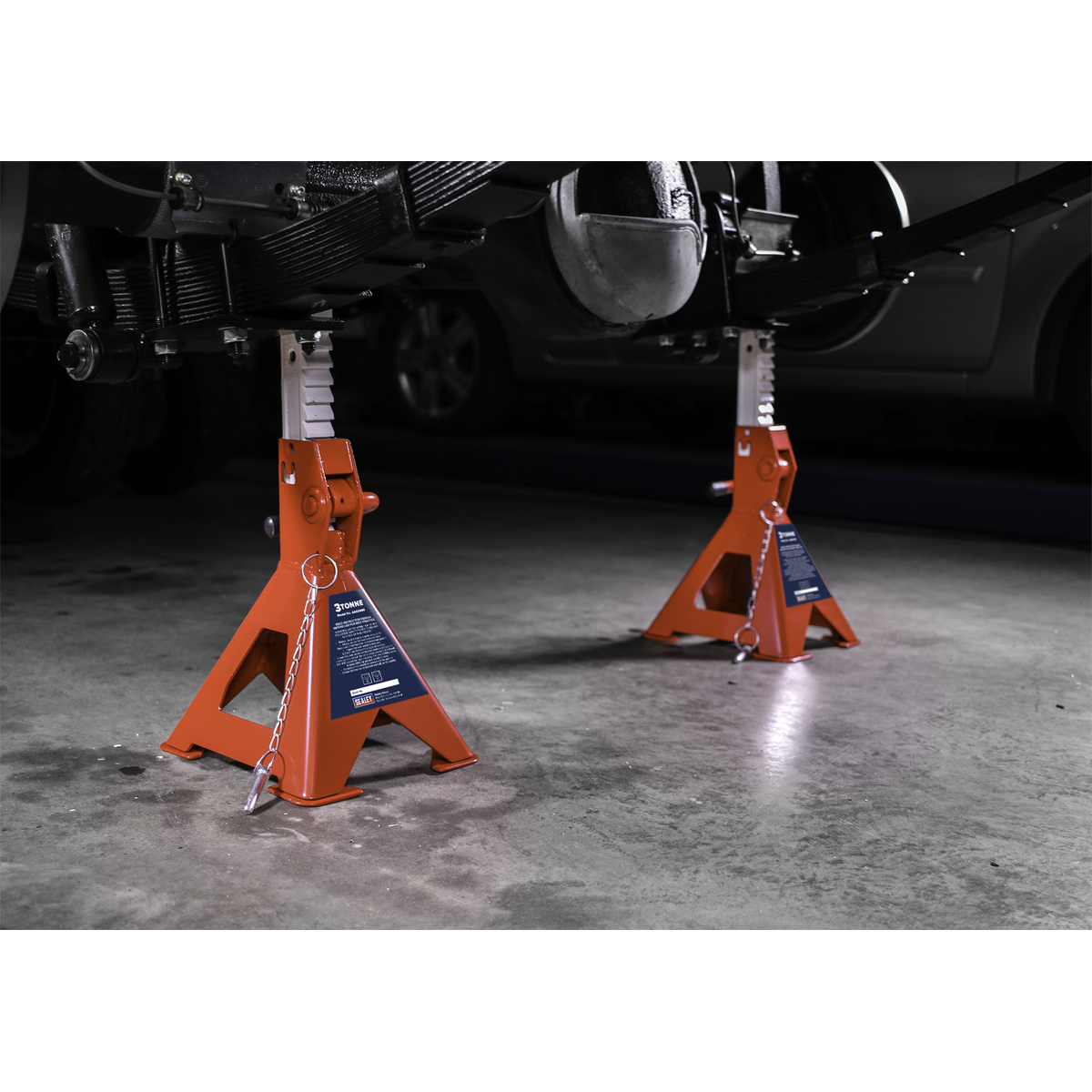 Axle Stands (Pair) 3tonne Capacity per Stand Auto Rise Ratchet - AAS3000 - Farming Parts