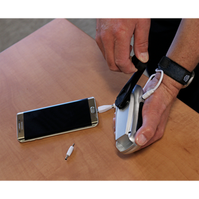 Wind-Up Torch 3 LED Rechargeable - AK3305 - Farming Parts