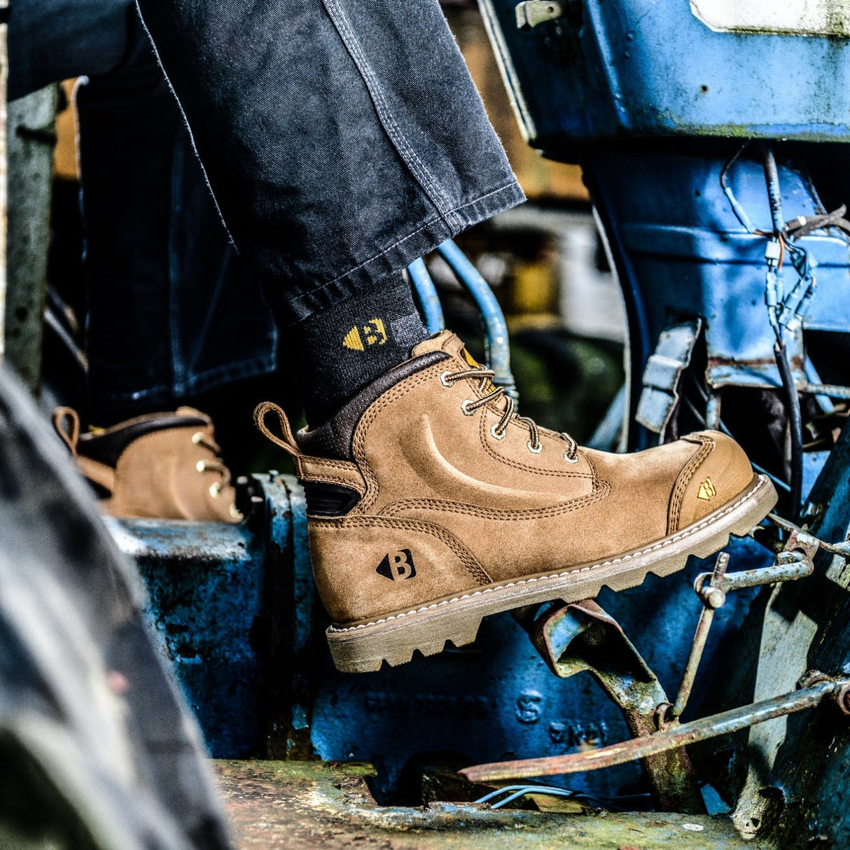 Buckler Safety Lace Boot – B650SM | Goodyear Welted, Steel Toe & Slip-Resistant