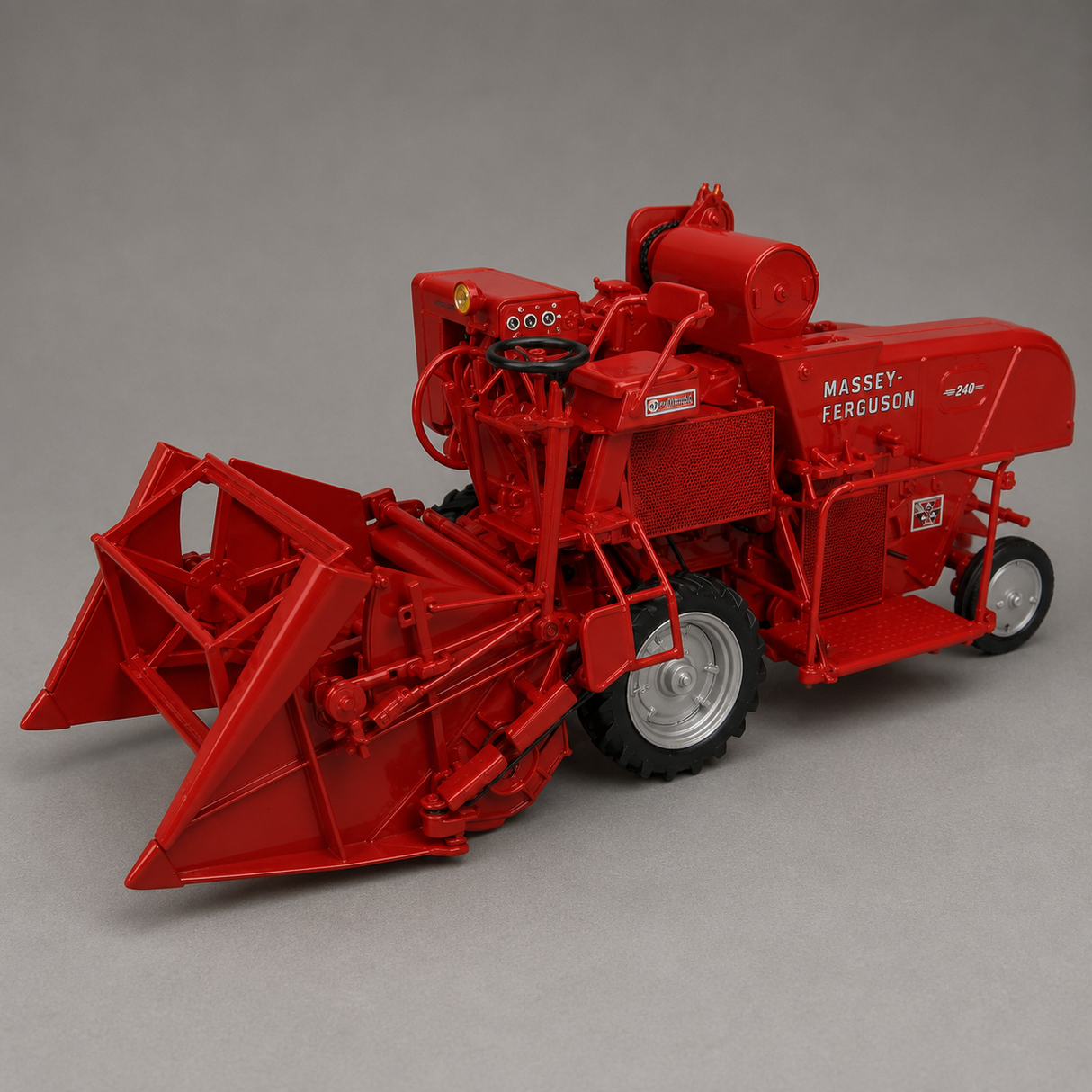 Massey Ferguson MF 830 Combine – 1:32 Scale Diecast Model | X993040288000