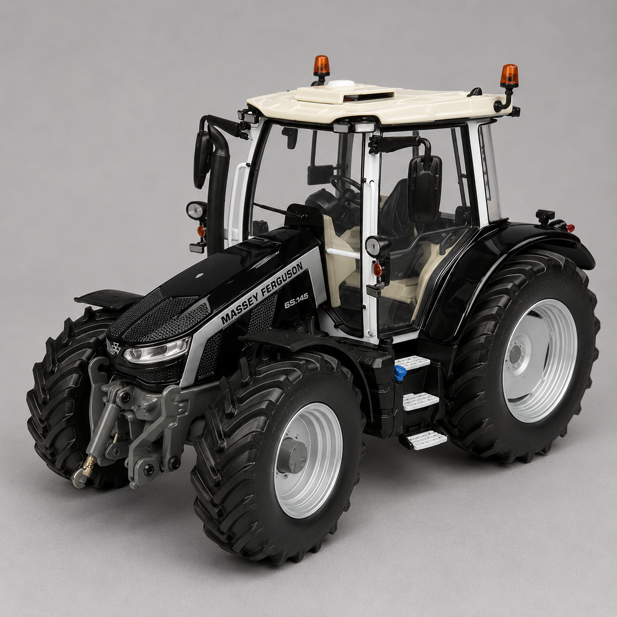Massey Ferguson 5S Black Version 1:32 Scale Model – Limited Edition | X993042206451