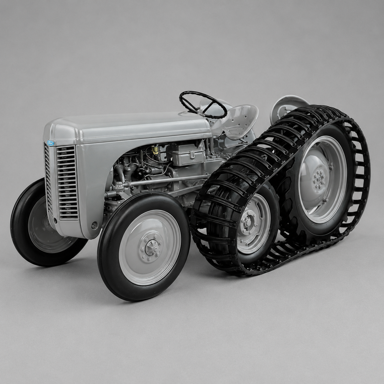 Massey Ferguson Ferguson TEA 20 with Half-Track – 1:16 Scale Collector’s Model | X993040417101