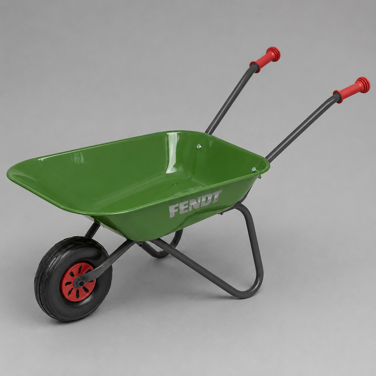 Fendt Kids Wheelbarrow – Sturdy Metal Design for Ages 2.5+ | X991015088000