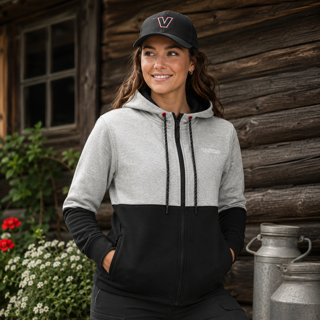 Valtra Women’s Grey Hoodie – Comfortable & Stylish | V4280761