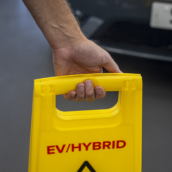 Sealey EV/Hybrid Floor Warning Signs Pack of 2 SE EV19