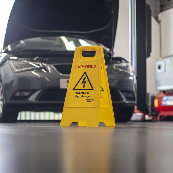 Sealey EV/Hybrid Floor Warning Signs Pack of 2 SE EV19