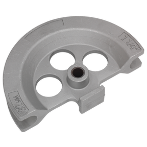 The Sealey Former for Conduit Bender 32mm for PCB25 - PCB32.03 is a gray metal conduit bender head, featuring an Ø32mm cast former, with four circular holes and a central hub marked with measurements "1 1/4" and "32 mm.