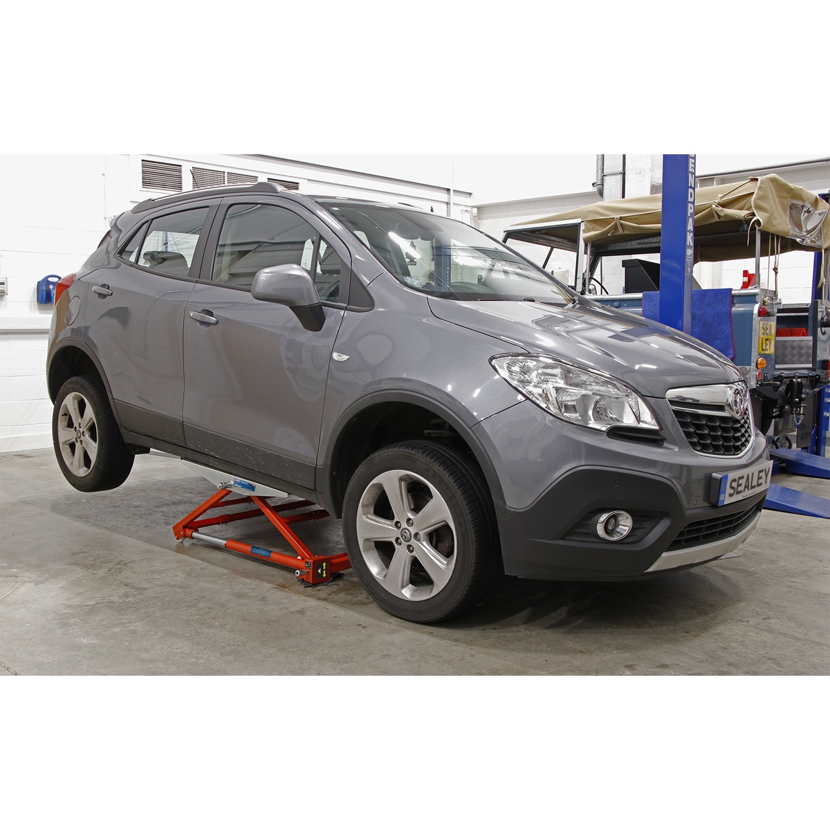 Portable Pivot Car Lift 1500kg - PPL01 - Farming Parts